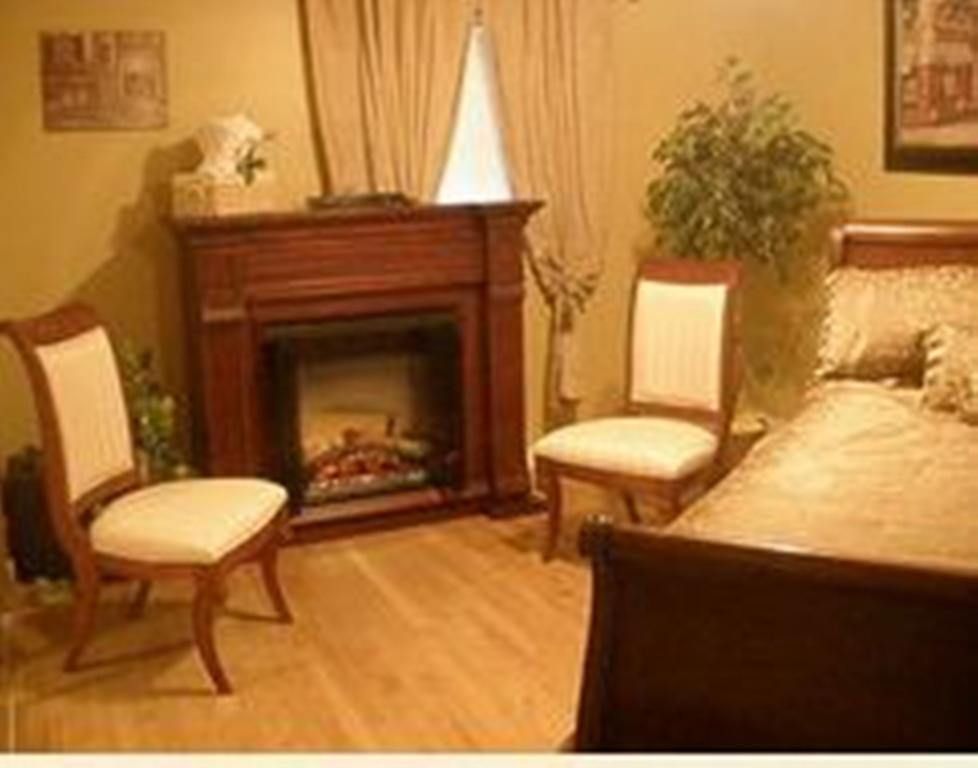 Guesthouse Getaway! Adults Only Amherstburg Quarto foto